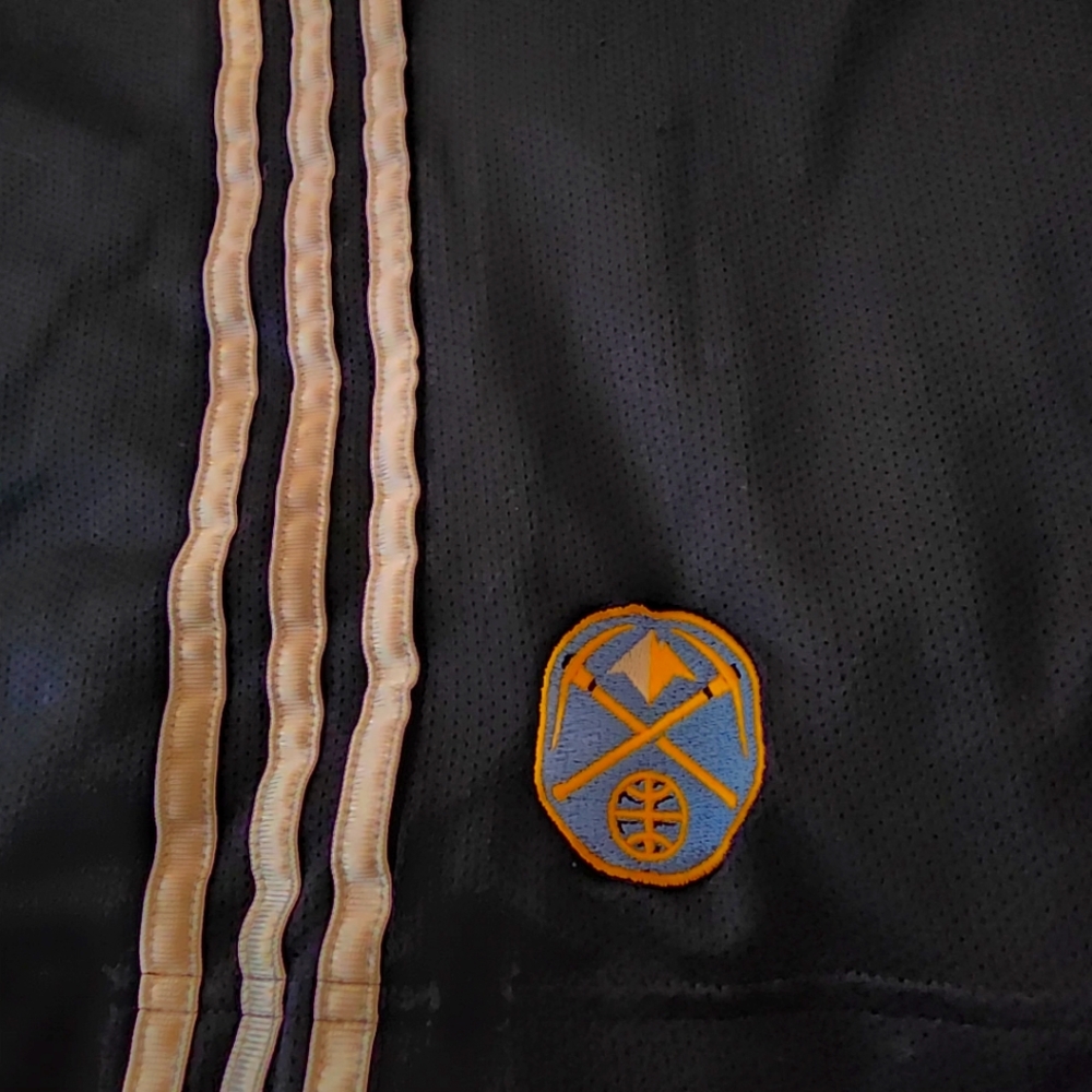 Addidas denver nuggets athletic shorts